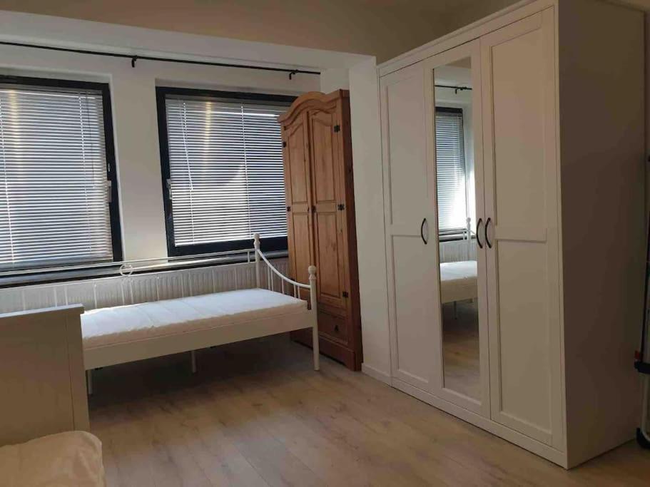 3-zimmer / Wlan / Garten / Parkplatz Schenefeld (Pinneberg)